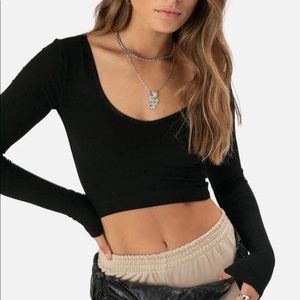 Adika long sleeve ribbed crop top
